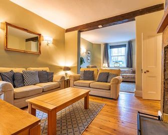 House in Tideswell near Peak District Trails - Tideswell - Living room