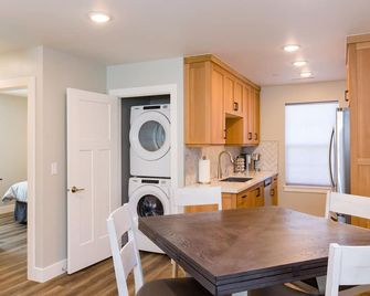 Dreamy new 2BR unit with superior ski access! - Salt Lake City - Kitchen