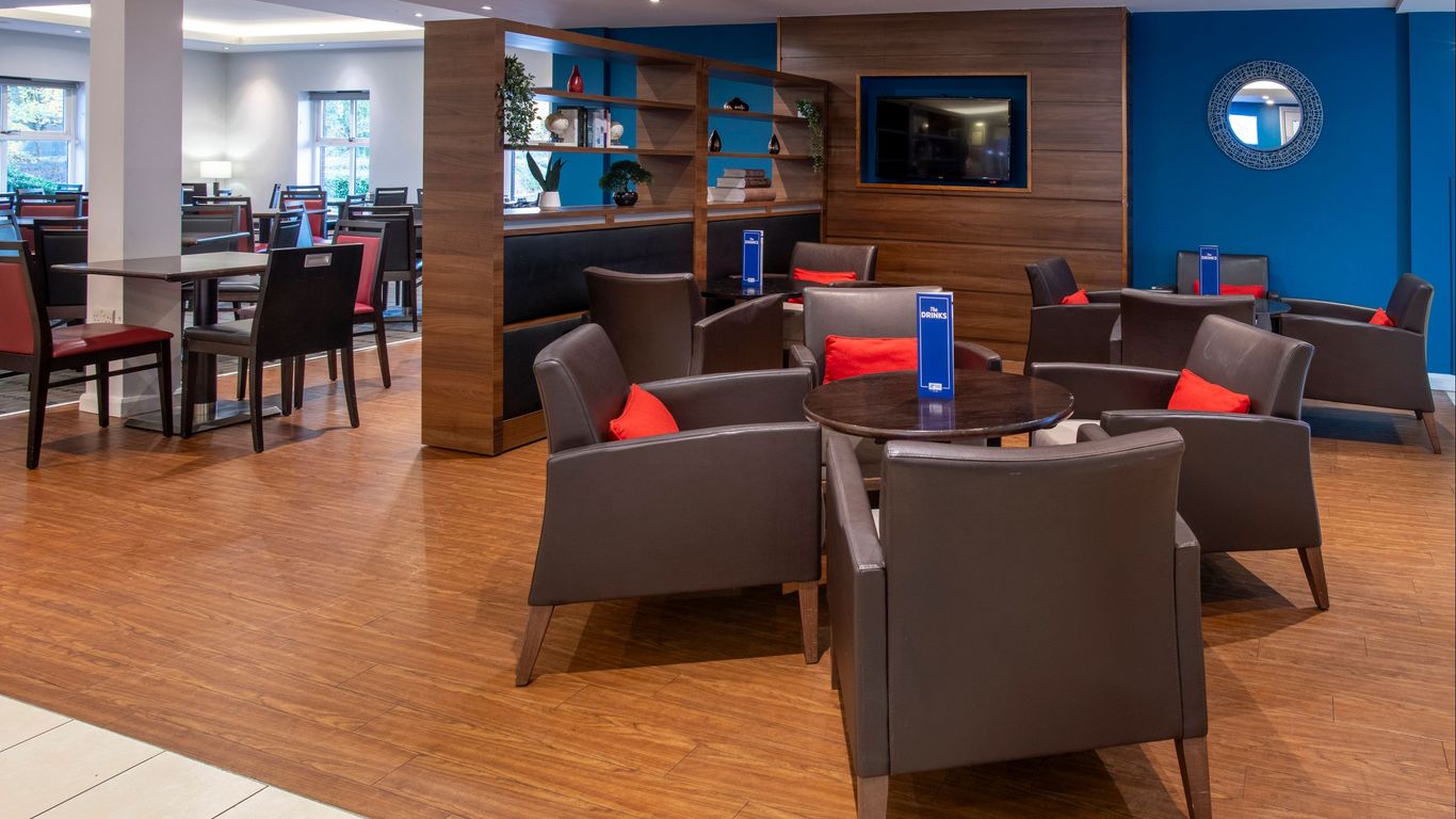 Holiday Inn Express Birmingham - Oldbury by IHG