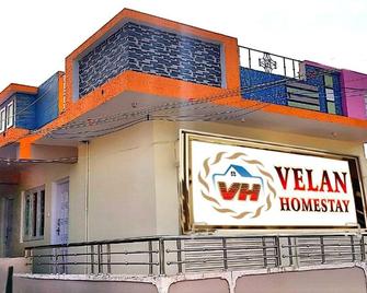 Velan Homestay - Ooty - Building