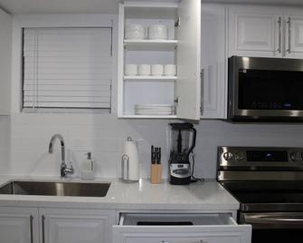 Comfyhome - Vaughan - Kitchen