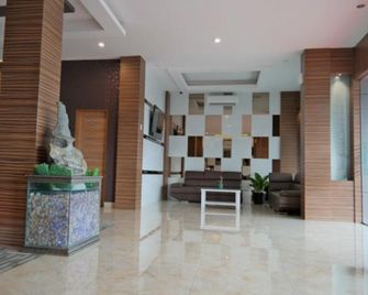 Hip Hop Hotel Banda Aceh - Banda Atjeh - Lobby