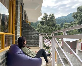 ذا فويد - دارامشالا - دهارامشالا - شرفة