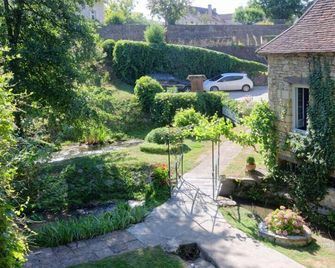 Logis Hôtel Le Moulin de la Beune - Les Eyzies-de-Tayac-Sireuil - Вигляд зовні