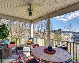 Waterfront Condo with Pool on Lake of the Ozarks - Lake Ozark - Balkon