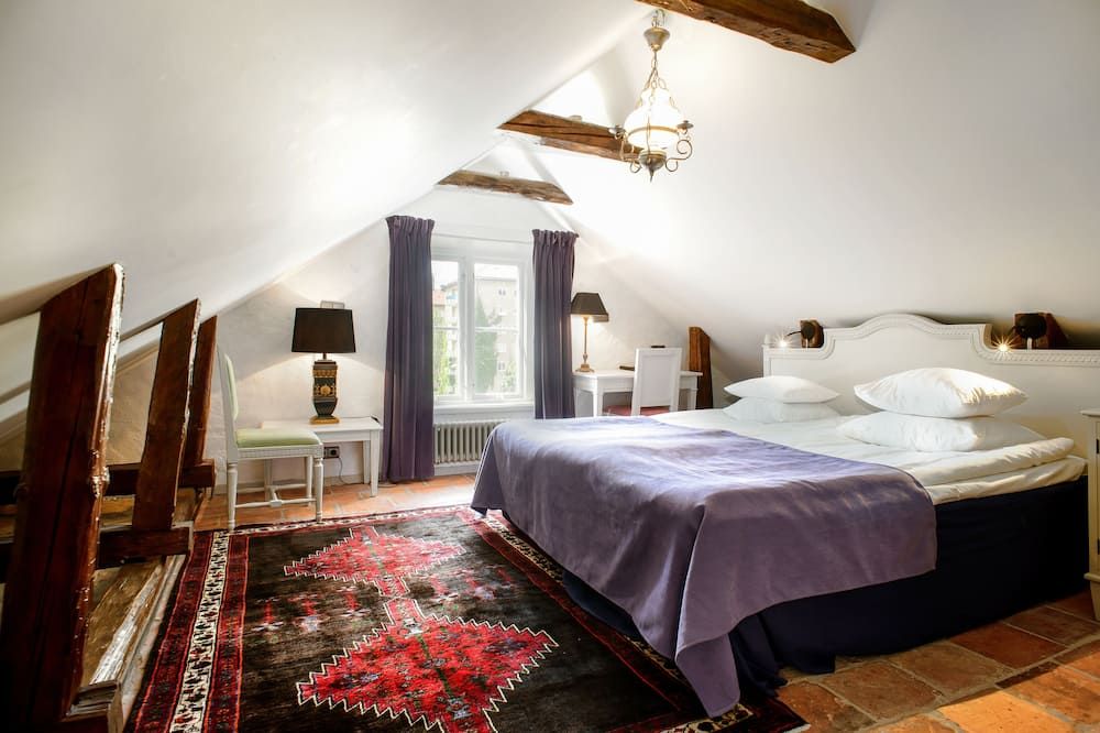 Bedroom view of Hellstens Malmgård