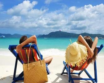 Pousada Roberto Monteiro - Frente Mar - Florianopolis - Strand