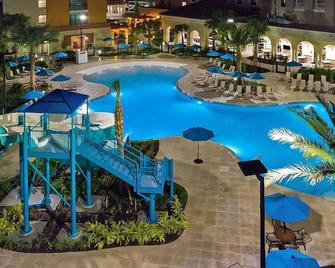 Your Florida Home Away from Home! Kitchenette, Pets Allowed, Outdoor Pool! - Winter Garden - Piscine