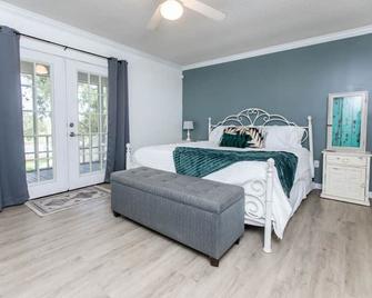 Cypress Landing - Pass Christian - Bedroom
