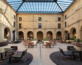 Eurostars Los Agustinos - Haro - Patio