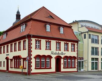 Garni-Hotel zum alten Ratskeller - Vetschau - Budynek