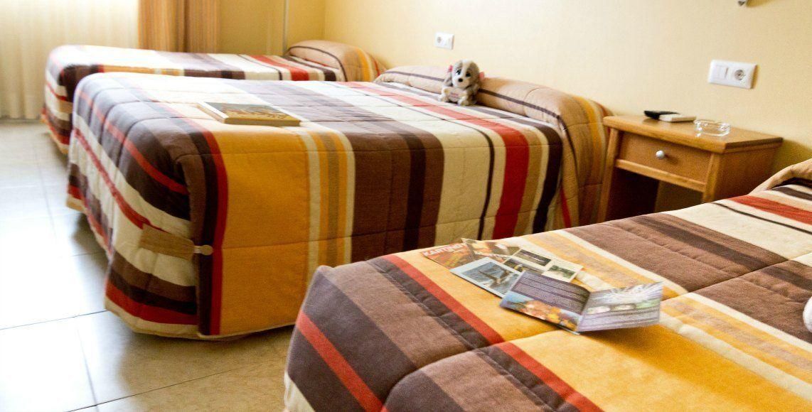 Hotel Maria Luisa - Algeciras - Schlafzimmer