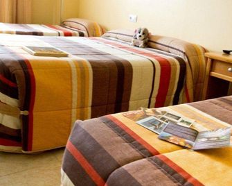 Hotel Maria Luisa - Algeciras - Makuuhuone