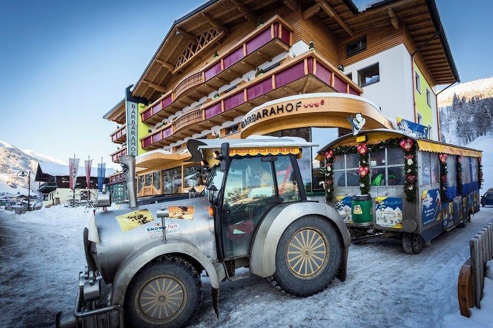 Hotel Barbarahof Saalbach - Saalbach