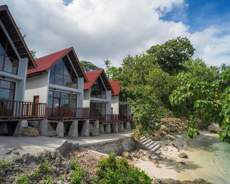 Freddies Santai Sumurtiga - Sabang - Gebäude