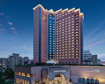 Courtyard by Marriott Shanghai Hongkou - Shanghai - Building