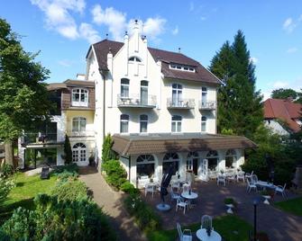 Hotel Seeresidenz Gesundbrunn - Plau am See - Gebäude