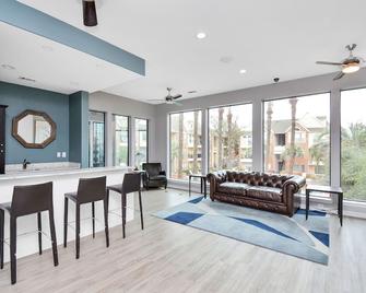 Luxurious Stay At The Galleria And Downtown - Houston - Yemek odası