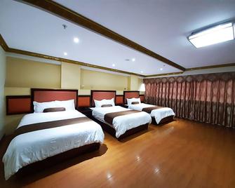 Swan Hotel - Lima - Bedroom