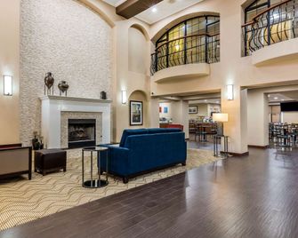 Comfort Inn & Suites Airport-American Way - Memphis - Lobby