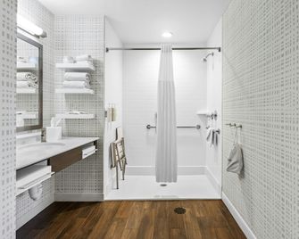 Hampton Inn & Suites Claremore - Claremore - Schlafzimmer