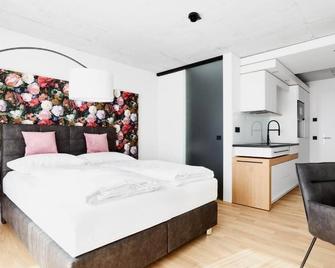 livisit bergapartments - Stuttgart - Bedroom