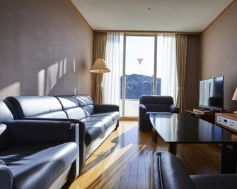Kamogawa Country Hotel - Kamogawa