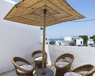Hotel Anemomilos - Agia Anna - Balkon