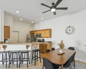 1 Mi to Lake: Airy Home w/ Patio in Lake Havasu! - Lake Havasu City