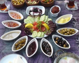 Pavel'in Yeri Butik Otel - Altınoluk