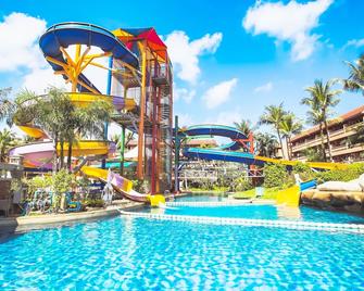 Phuket Orchid Resort And Spa (Sha Plus+) - קארון - בריכה
