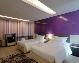 Klassique Sukhumvit Hotel - Bangkok - Bedroom
