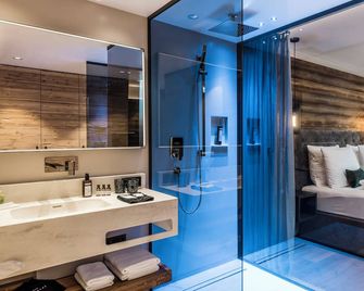 Bad Moos - Aqua Spa Resort - Sesto - Bagno