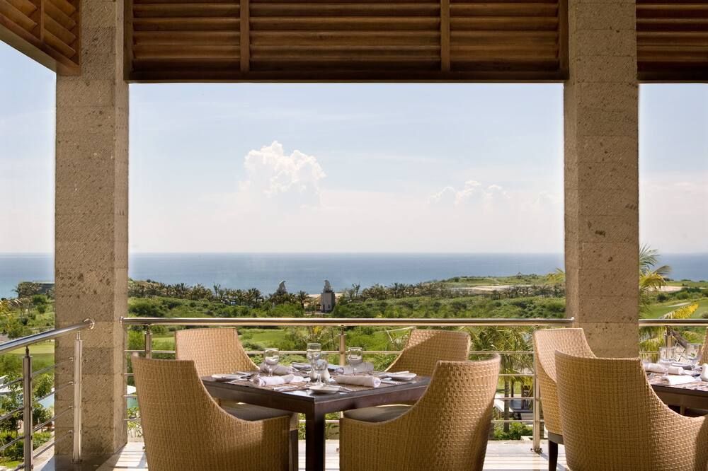 New Kuta Hotel by Lorin - South Kuta