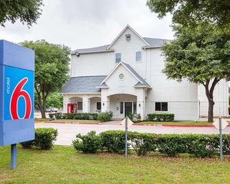 Motel 6 Grand Prairie Tx - Grand Prairie - Bygning