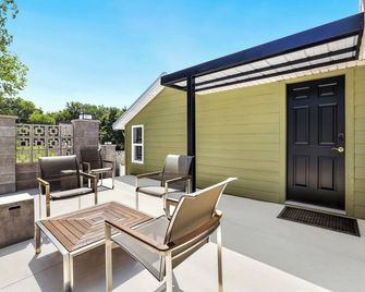 The Saint-Germain - Bentonville - Patio