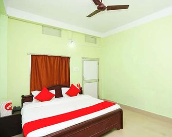 Goroomgo Somnath Rest House Puri - Near Sea Beach - Puri - Habitación