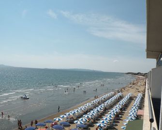 Hotel Parrini - Follonica - Praia