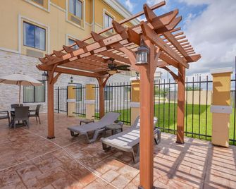 Sleep Inn & Suites Pearland - Houston South - Pearland - Patio