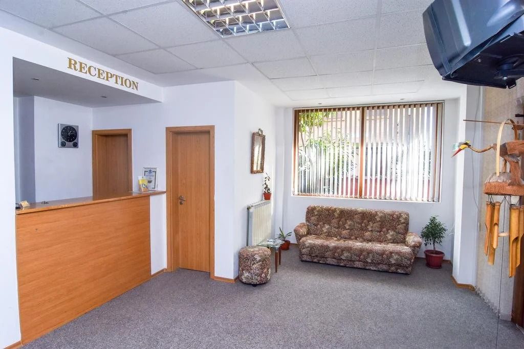 Family Hotel Saint Iliya - בורגאס - דלפק קבלה