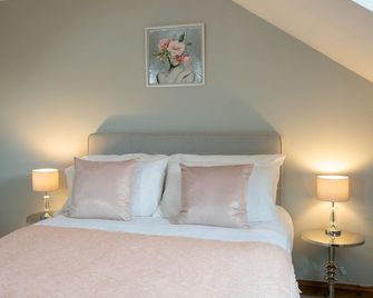 Queen Anne's Home - Great Yarmouth - Bedroom