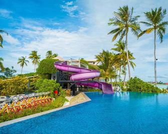 Experience the Rhythm of Maldives: Stay, Play & Dine at Hard Rock - Maafushi - Pool