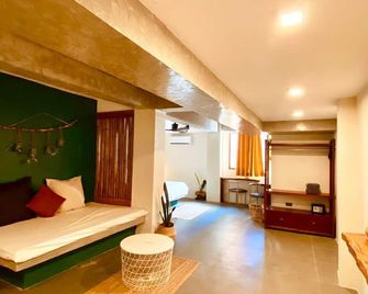 Happiness Hostel Boracay - Boracay - Sala de estar