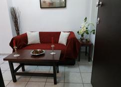 Sweet Home - Korinth