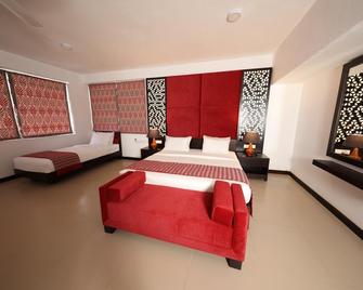 Royal Beach Resort - Induruwa - Bedroom