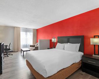 퀄리티 인 & 스위트 토론토 웨스트 401-딕시 - 미시소거 - 침실