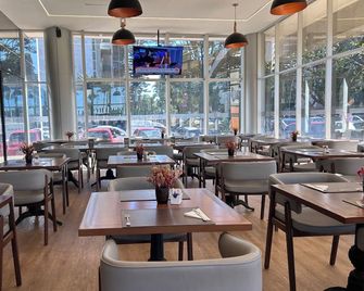 TRYP by Wyndham Brasilia Nacoes - Brasilia - Restaurant