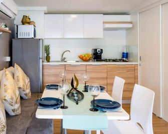 Mobile Home Nensi - Biograd na Moru - Essbereich