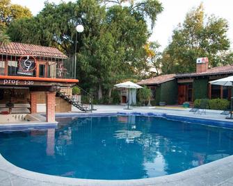 Hotel Sol y Fiesta - Tequisquiapan - Svømmebasseng