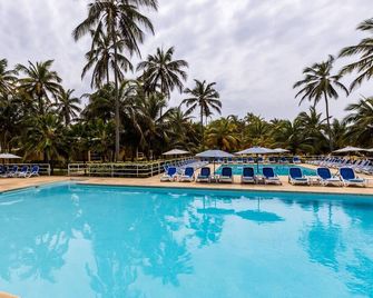 Casa Del Papa Resort & Spa - Ouidah - Alberca